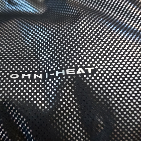 Columbia Shiny Black Puffer Jacket - Picture 6 of 6